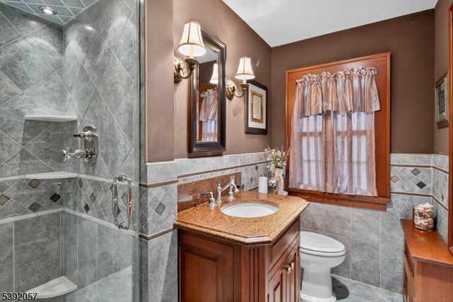 26 Mill Ln, Frankford Twp., NJ 07826