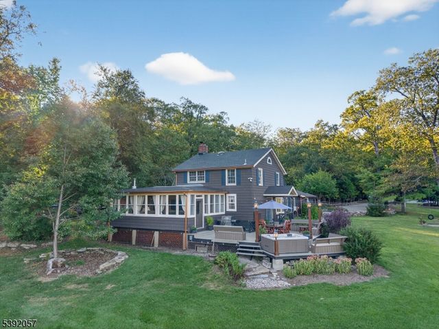 26 Mill Ln, Frankford Twp., NJ 07826