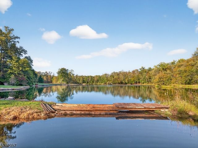 26 Mill Ln, Frankford Twp., NJ 07826