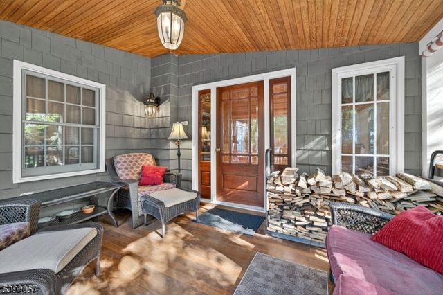 26 Mill Ln, Frankford Twp., NJ 07826