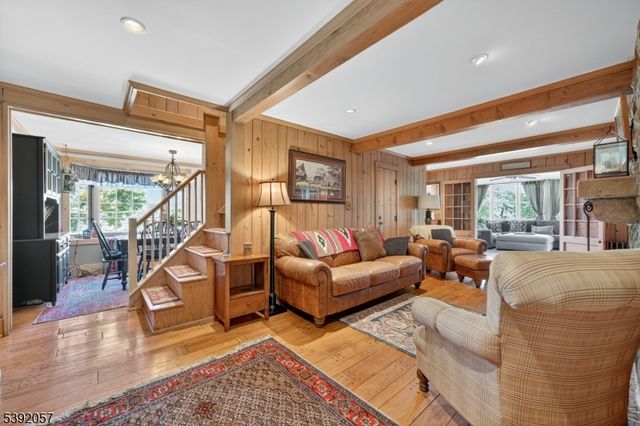 26 Mill Ln, Frankford Twp., NJ 07826