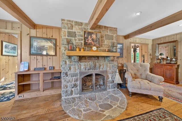 26 Mill Ln, Frankford Twp., NJ 07826