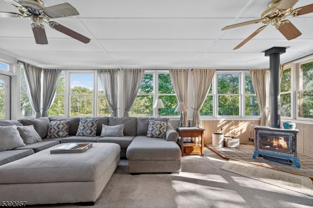 26 Mill Ln, Frankford Twp., NJ 07826