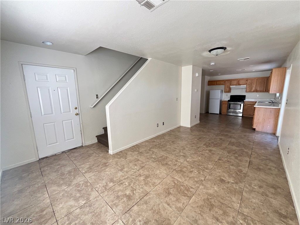 5220 Paradise Valley Avenue, Las Vegas, NV 89156 — photo 2