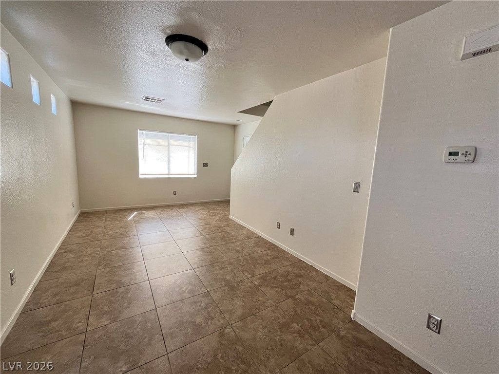 5220 Paradise Valley Avenue, Las Vegas, NV 89156 — photo 3