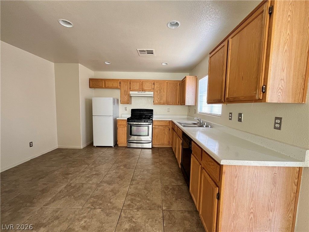 5220 Paradise Valley Avenue, Las Vegas, NV 89156 — photo 4