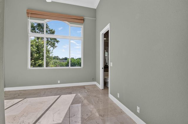 16040 Bristol Isle Way, Delray Beach, FL 33446