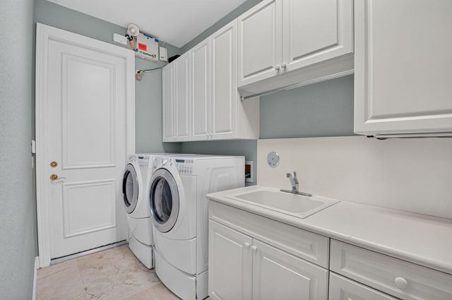 16040 Bristol Isle Way, Delray Beach, FL 33446