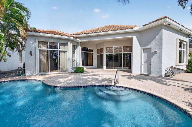 16040 Bristol Isle Way, Delray Beach, FL 33446