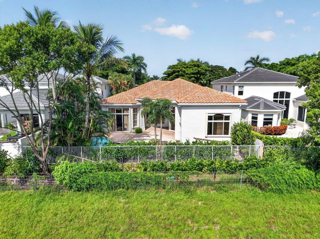 16040 Bristol Isle Way, Delray Beach, FL 33446