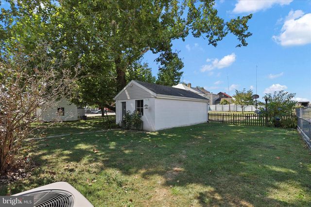125 JOHN ST, Hanover, PA 17331