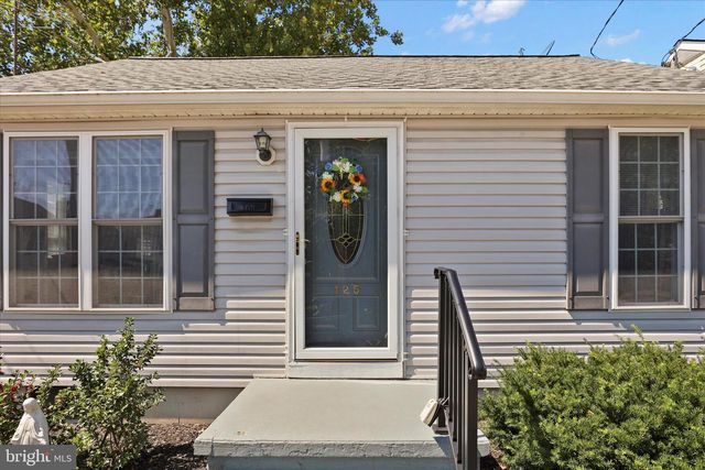 125 JOHN ST, Hanover, PA 17331