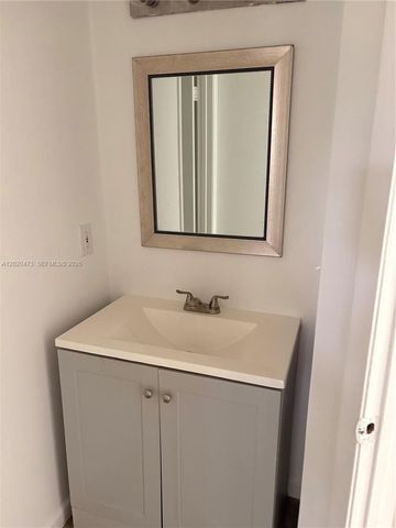8753 NW 39th St 8753, Sunrise, FL 33351