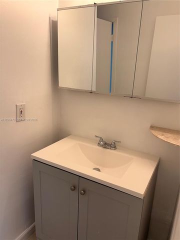 8753 NW 39th St 8753, Sunrise, FL 33351