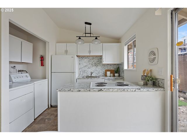 3712 Se 31ST Ave, Portland, OR 97202