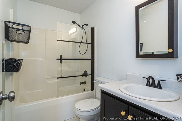 2912 Iveystone Court, Fayetteville, NC 28301