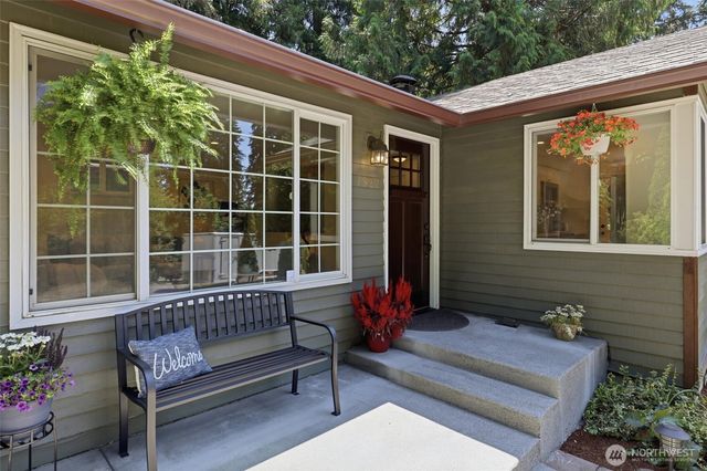 7524 Maltby Road, Woodinville, WA 98072