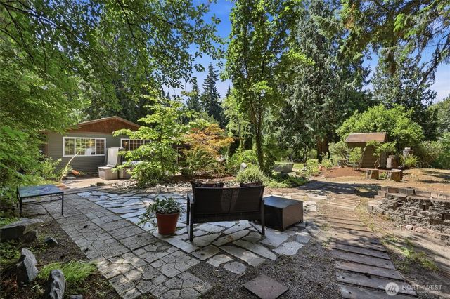 7524 Maltby Road, Woodinville, WA 98072