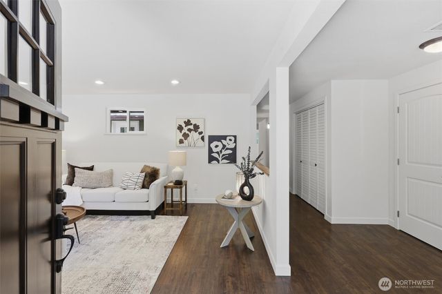7524 Maltby Road, Woodinville, WA 98072