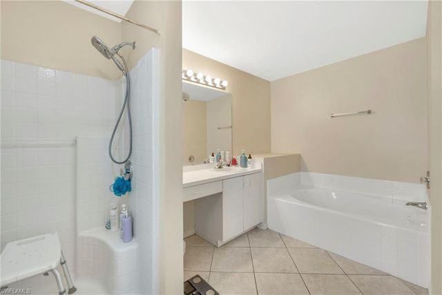 885 47th AVE NE, Naples, FL 34120