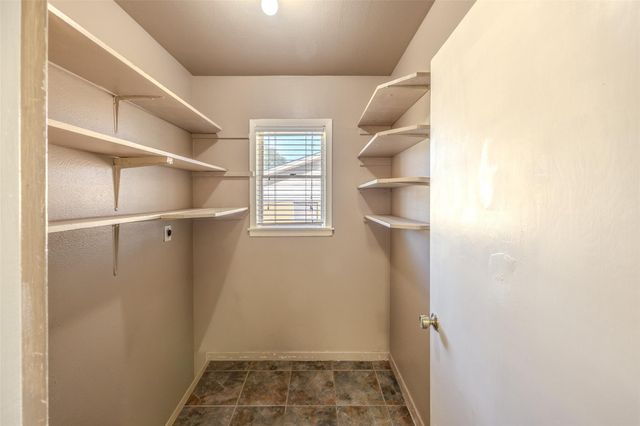 1404 Woodson Lane, Brenham, TX 77833