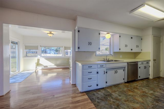 1404 Woodson Lane, Brenham, TX 77833