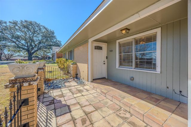 1404 Woodson Lane, Brenham, TX 77833