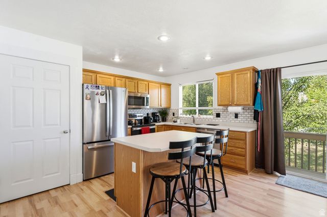 10904 S POPLAR BROOK PL, South Jordan, UT 84095