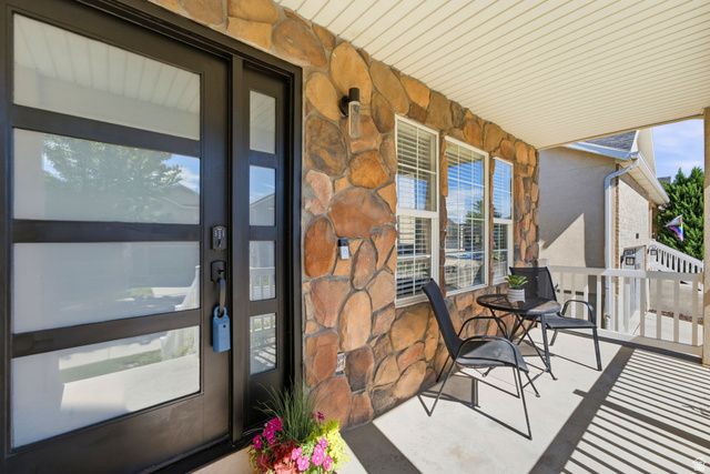 10904 S POPLAR BROOK PL, South Jordan, UT 84095