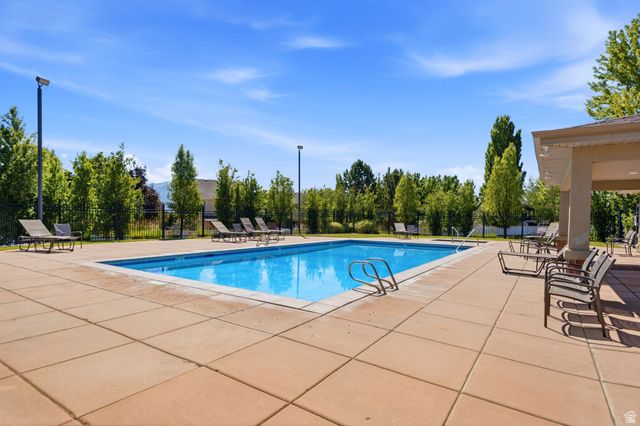 10904 S POPLAR BROOK PL, South Jordan, UT 84095