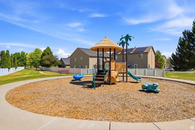 10904 S POPLAR BROOK PL, South Jordan, UT 84095