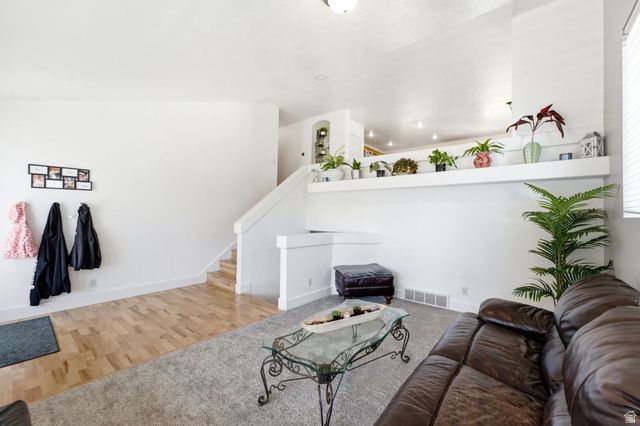 10904 S POPLAR BROOK PL, South Jordan, UT 84095