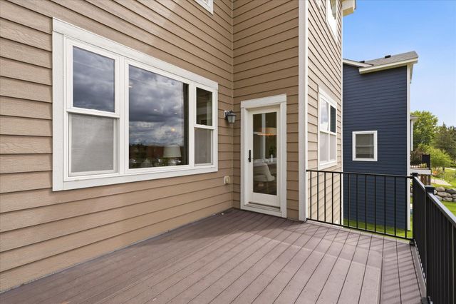 7495 Laurel Point, Golden Valley, MN 55426