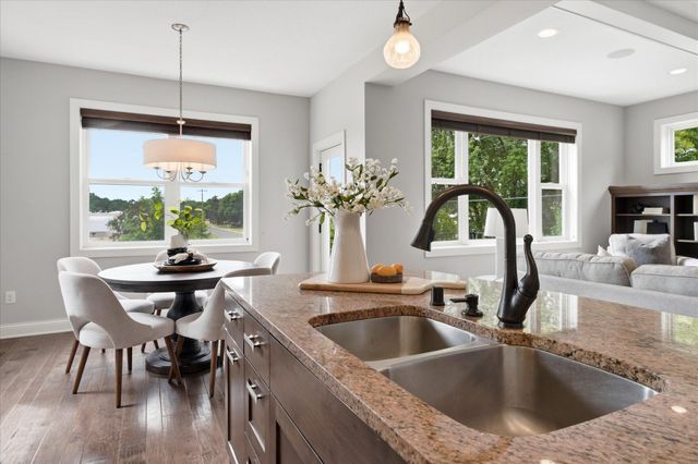 7495 Laurel Point, Golden Valley, MN 55426