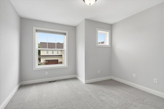 7495 Laurel Point, Golden Valley, MN 55426