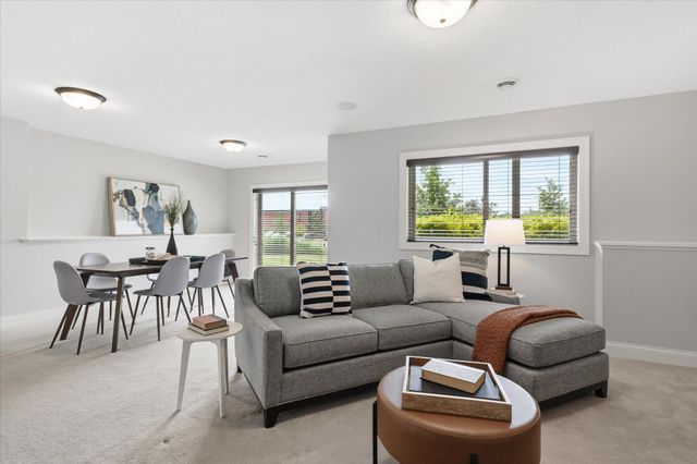 7495 Laurel Point, Golden Valley, MN 55426