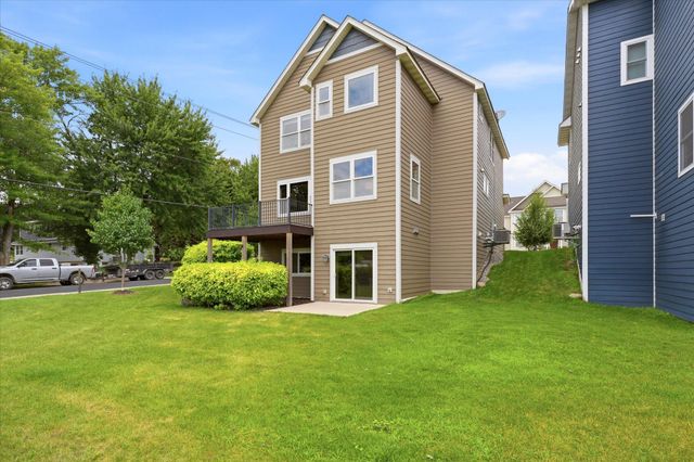 7495 Laurel Point, Golden Valley, MN 55426