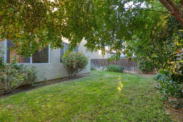 644 Serena Avenue, Clovis, CA 93619