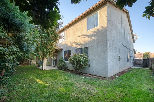 644 Serena Avenue, Clovis, CA 93619