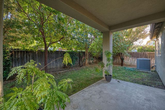 644 Serena Avenue, Clovis, CA 93619