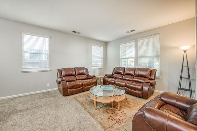 644 Serena Avenue, Clovis, CA 93619