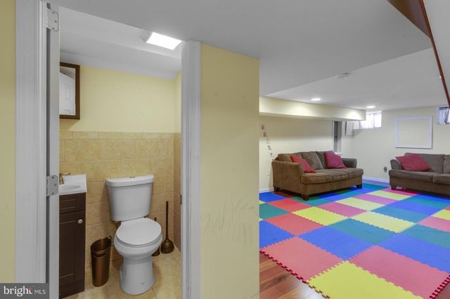 1933 PARRISH ST, Philadelphia, PA 19130