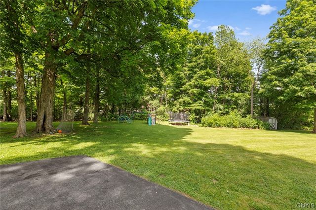 5746 Scenic Drive, Camillus, NY 13031