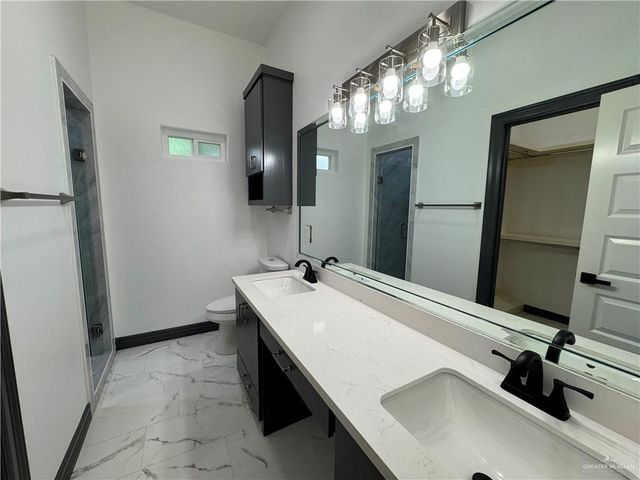 513 E Hawk Avenue, Pharr, TX 78577