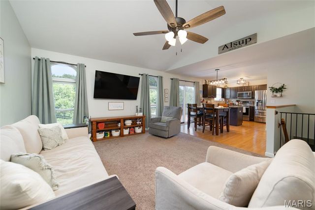 144 Trotters Creek Lane, Wright City, MO 63390