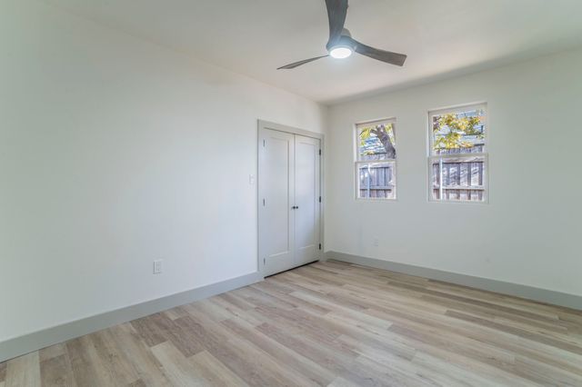 5914 Victor Street, Dallas, TX 75214