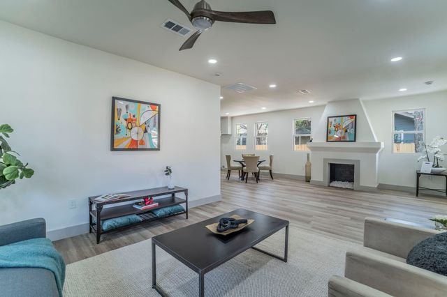 5914 Victor Street, Dallas, TX 75214