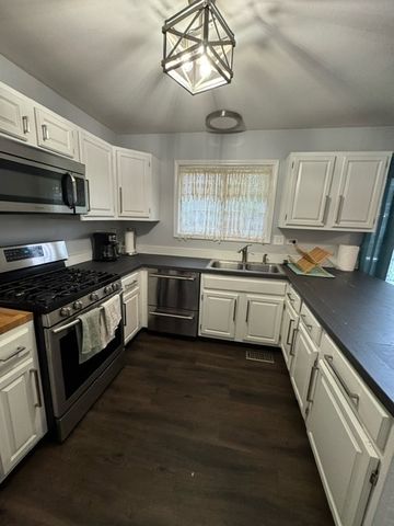 1132 Partridge Avenue, Bolingbrook, IL 60490