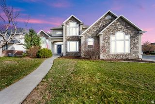 9752 N DORCHESTER DR, Cedar Hills, UT 84062