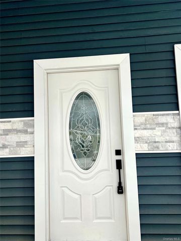 145 Academy Avenue, Middletown, NY 10940